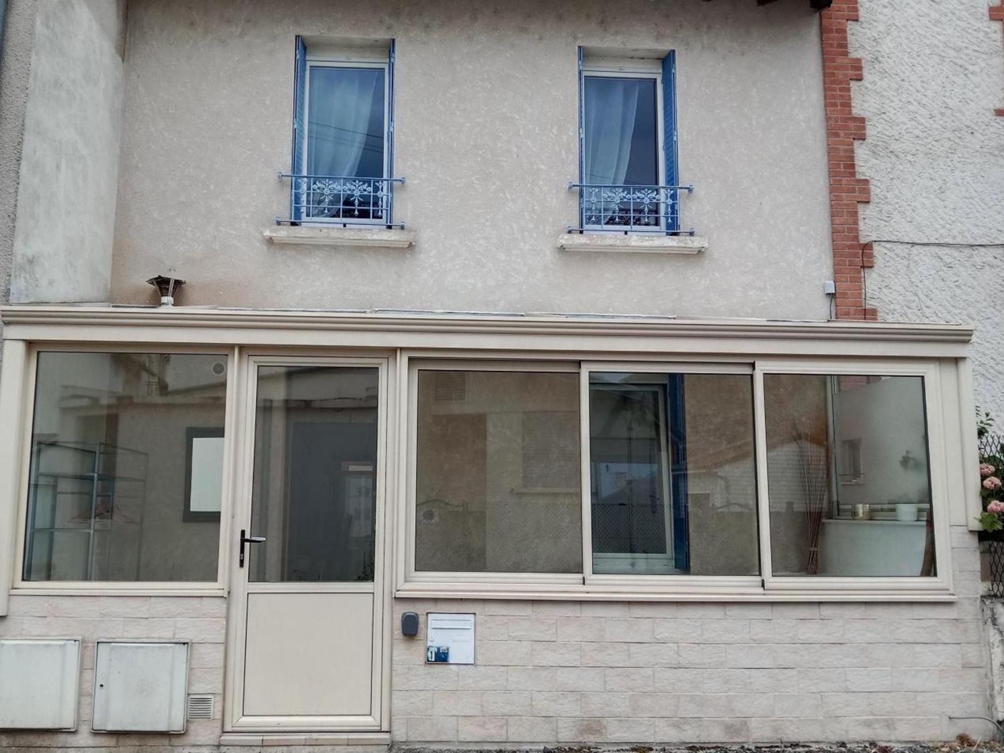 Maison Renovee Proche Vichy : 3 Chambres, Cour Fermee, Tout Inclus, Ideal Curistes Et Activites Naturelles - Fr-1-489-481 Bellerive-sur-Allier Exterior foto