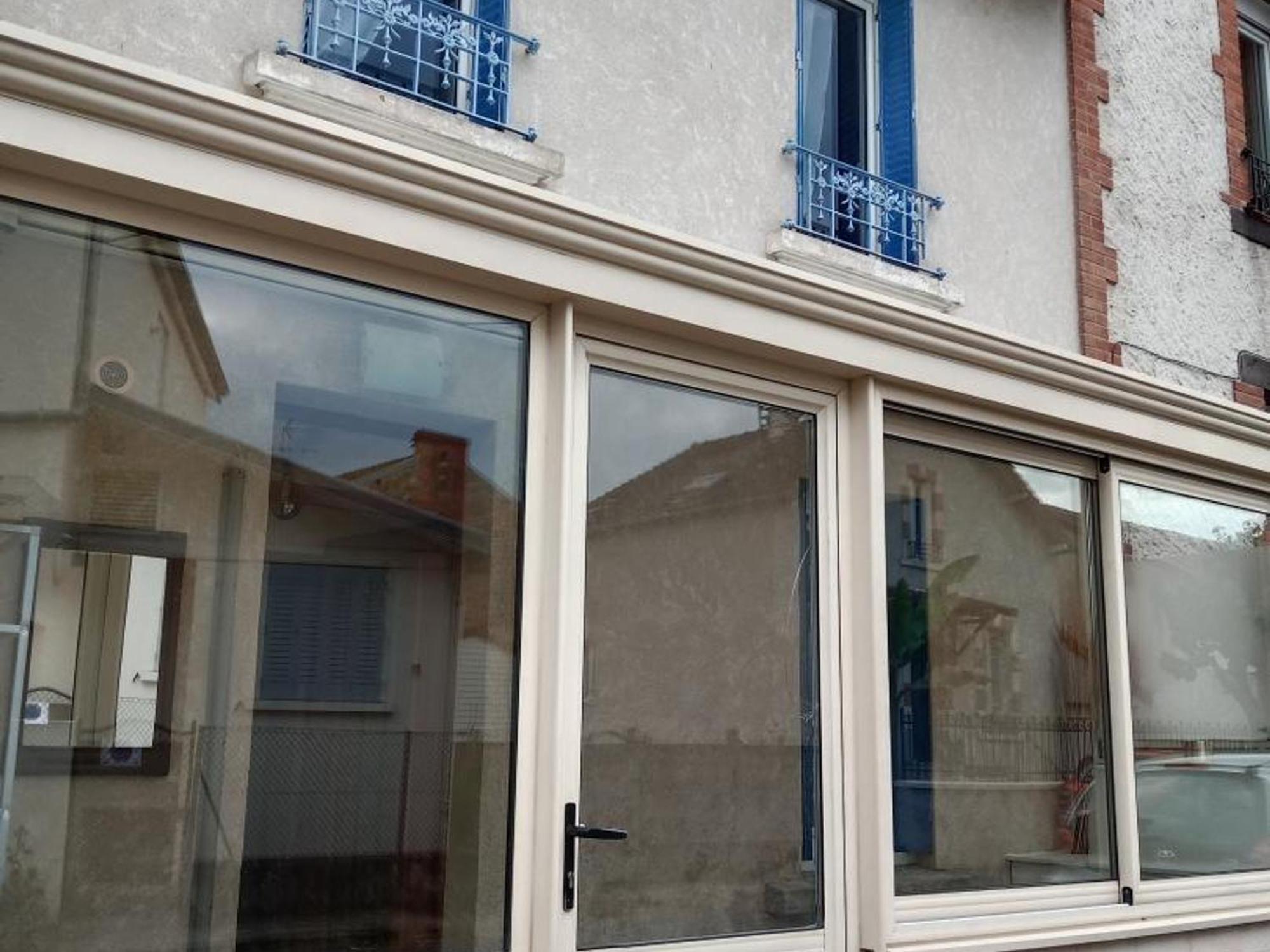 Maison Renovee Proche Vichy : 3 Chambres, Cour Fermee, Tout Inclus, Ideal Curistes Et Activites Naturelles - Fr-1-489-481 Bellerive-sur-Allier Exterior foto